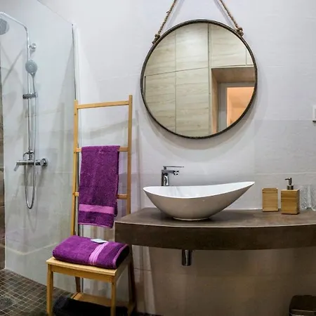 Minty Mendoza Rios Apartamento